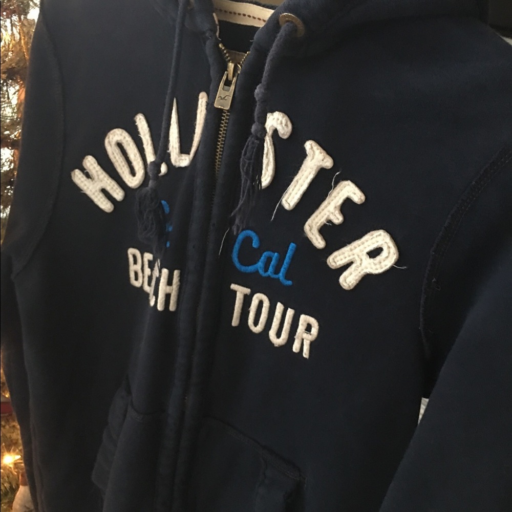 Hollister Zip-Up Hoodie - Picture 6 of 8